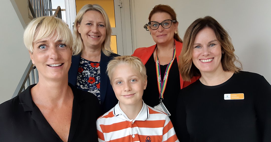 Bilden visar Anna-Karin Lindqvist, Annika Nordstrand, Per Linqvist, Linda Frohm (M) och Louice Stridsman