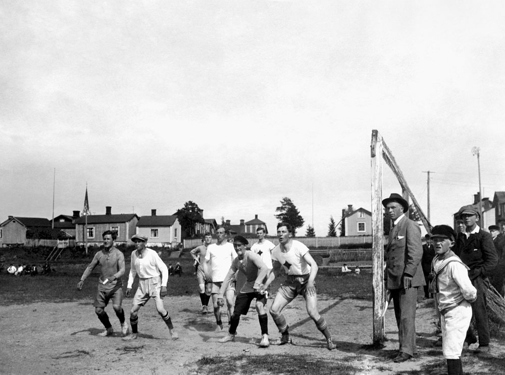Fotbollsmatch år 1917.