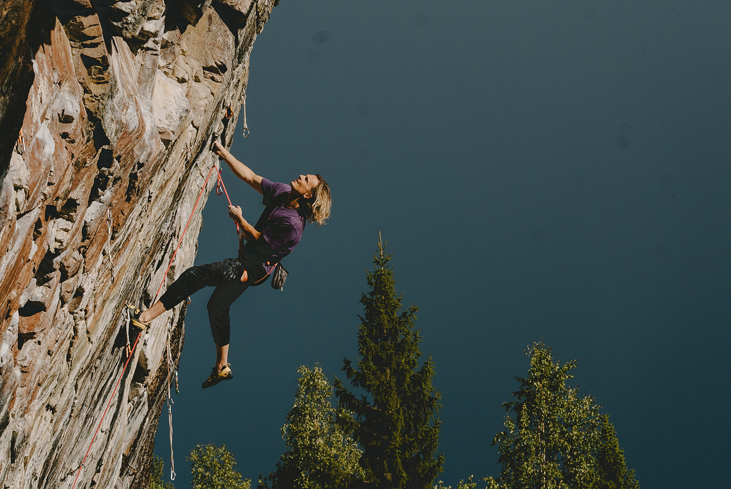 The popular climbing wall at Mount Snipen in Niemisel attracts visitors from around the world.