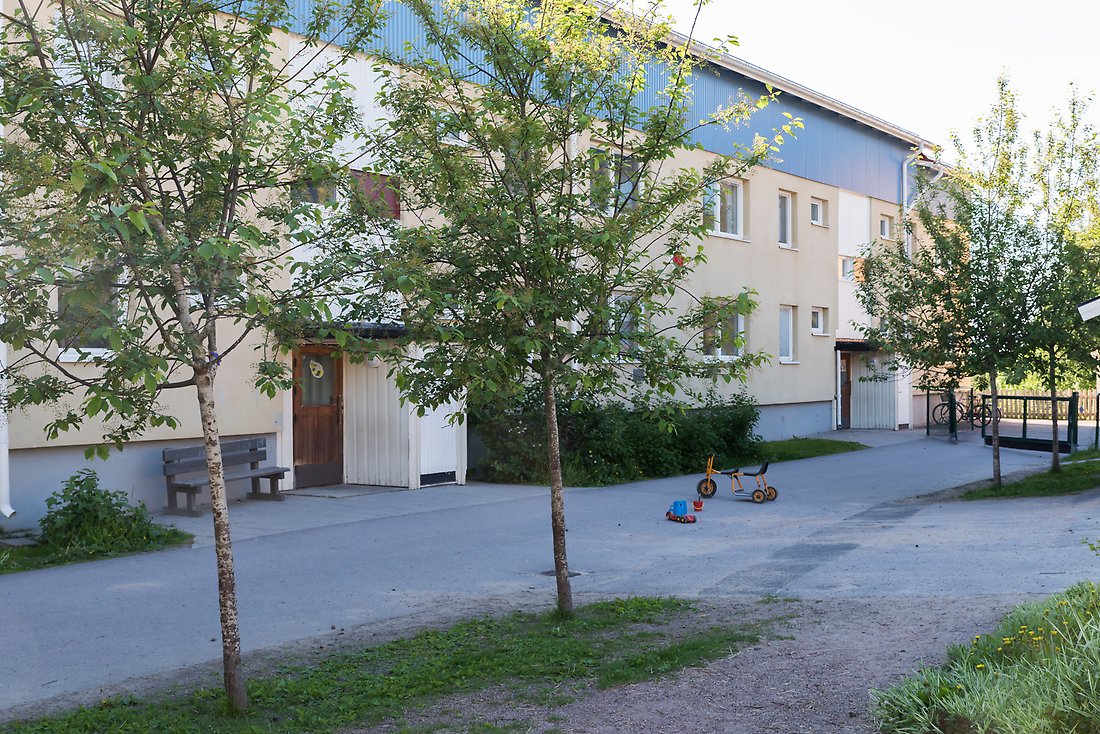 Utomhusmiljö Klippans förskola, en del av förskolans gård