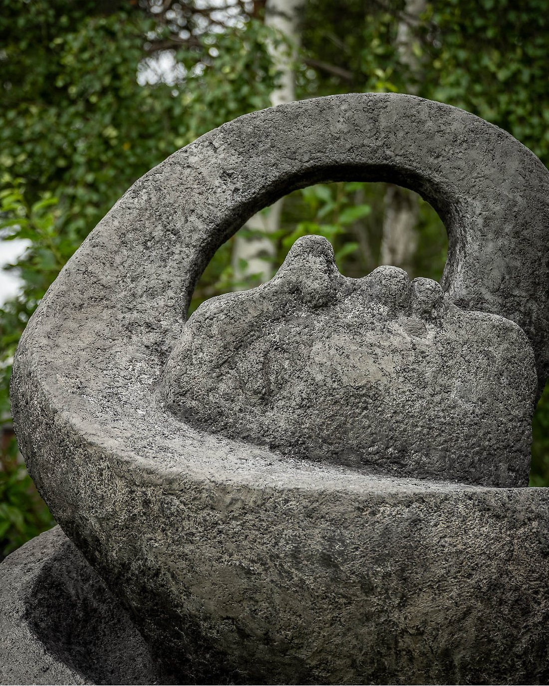 Detalj av Evighet, ett ansikte i sten