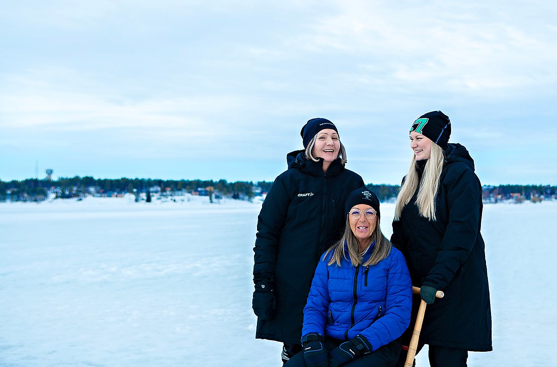 Förskollärare på isvägen i Luleå