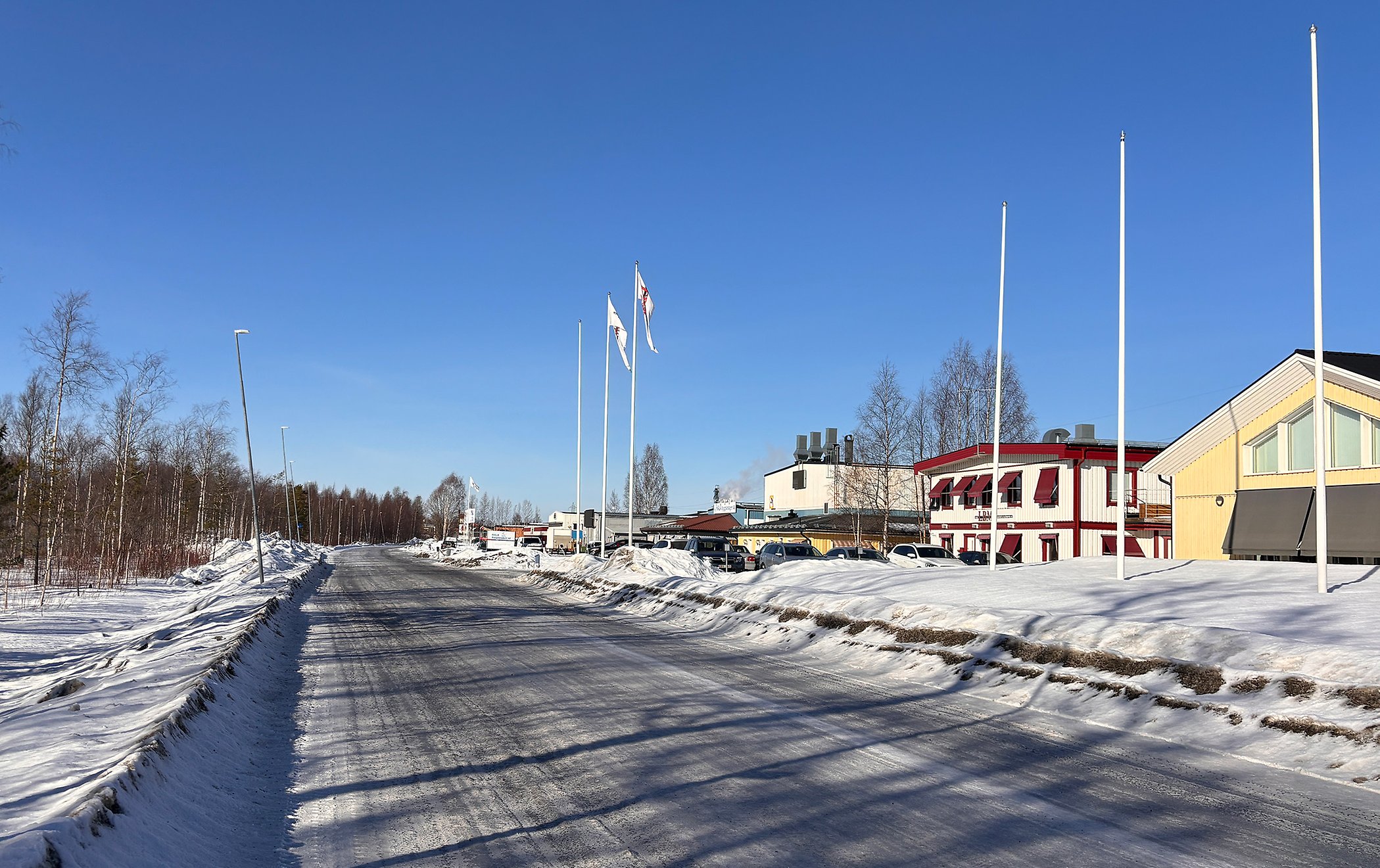 Vägen har haft en dålig status under många år och återkommande driftstörningar har registrerat på VA-systemet och på gatan. Nu blir det ändring på det. Vid slutet av 2027 ska vägen vara återställd.